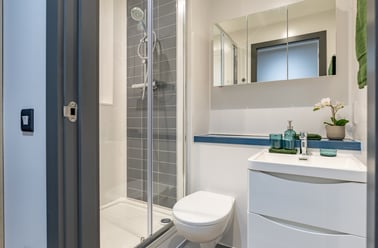 Premium Plus En Suite, Biscuit Factory, 140 Little Donegall Street, Central, Belfast - Image 3